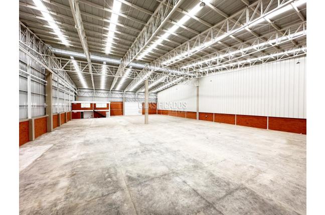 Locales y Bodegas, Alquiler, Arroyohondo - $33.000.000