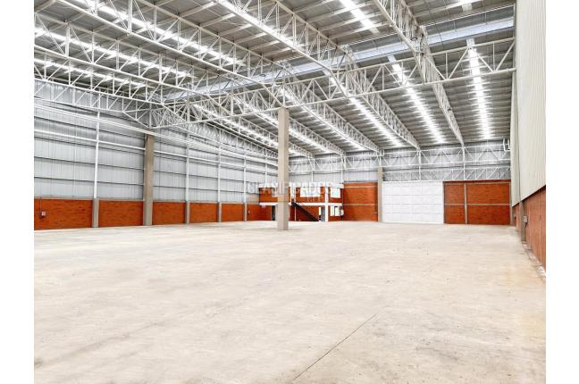 Locales y Bodegas, Alquiler, Yumbo - $33.000.000