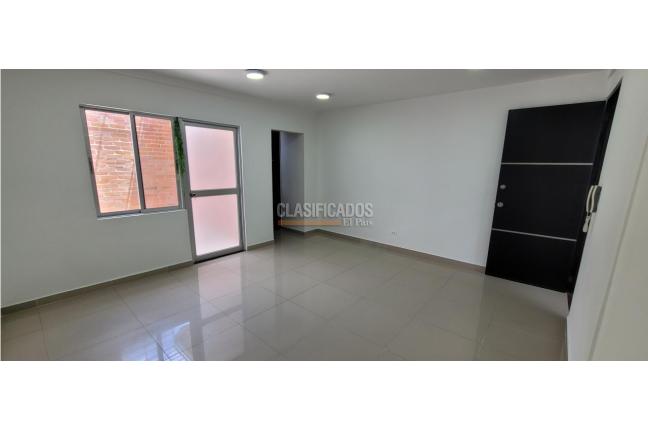 Oficinas y Consultorios, Alquiler, Versalles - $650.000