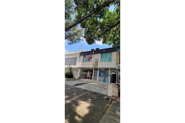 Oficinas y Consultorios, Alquiler, Versalles - $650.000