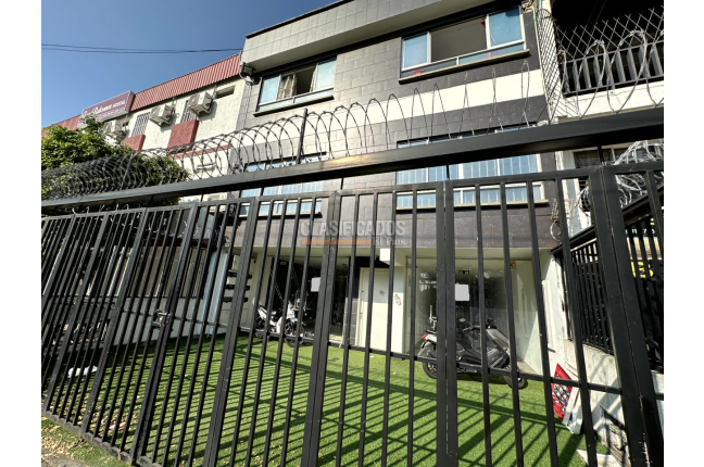 Locales y Bodegas, Venta, Caldas - $1.100.000.000