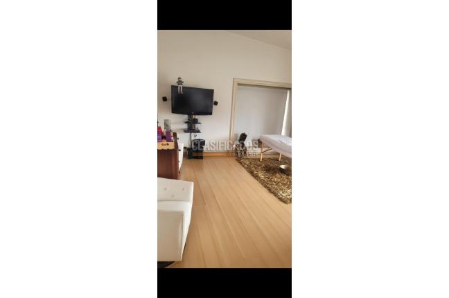 Apartamentos, Venta, Normandía - $2.500.000.000