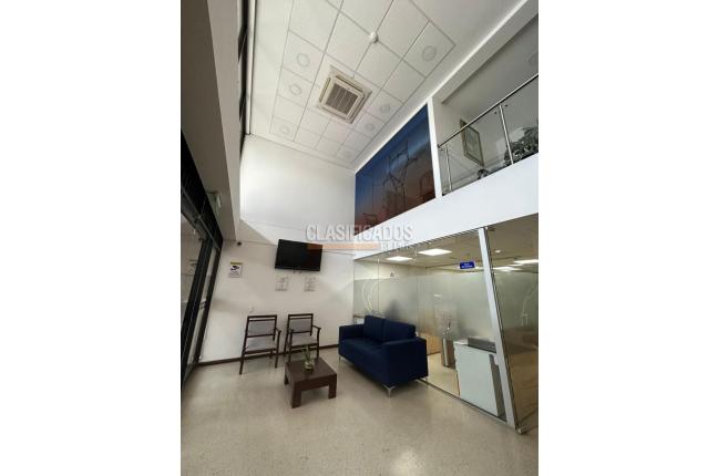 Oficinas y Consultorios, Venta en La Flora