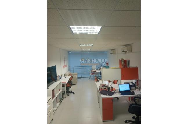 Oficinas y Consultorios, Venta, Centro Ccial Palmetto - $240.000.000