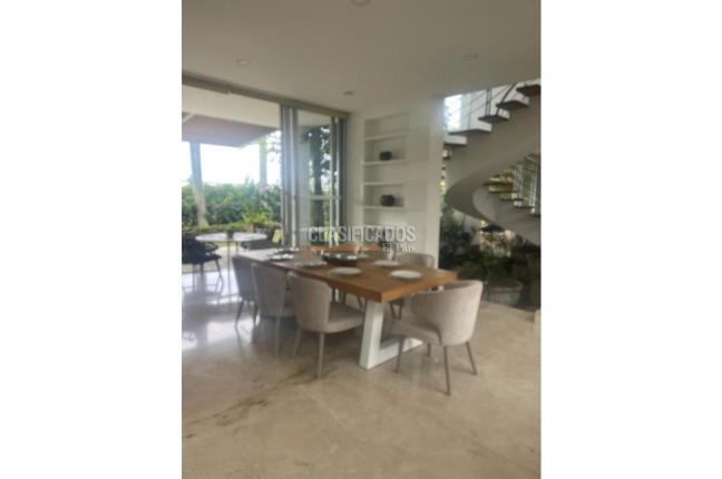 Casas, Venta, Ciudad Jardín - $2.500.000.000