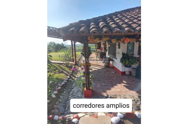 Fincas y Casas Campestres, Venta, Calima (Darién) - $1.200.000.000