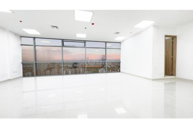 Oficinas y Consultorios, Alquiler, Centro Ccial. Jardín Plaza - $13.500.000