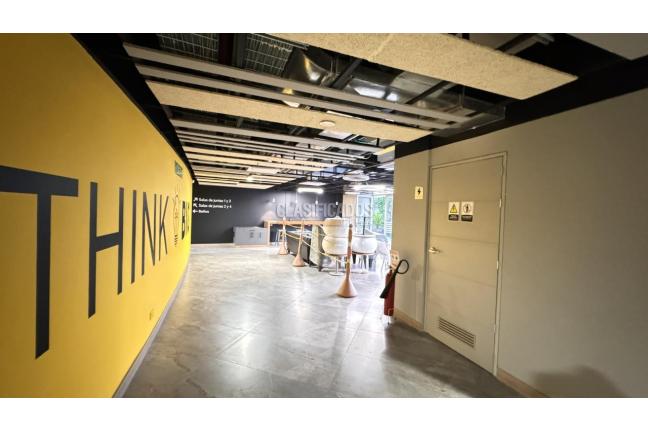 Oficinas y Consultorios, Alquiler, Centro Ccial. Jardín Plaza - $13.500.000