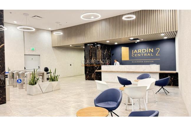 Oficinas y Consultorios, Alquiler en Centro Ccial. Jardín Plaza