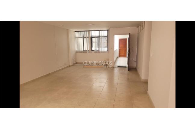 Apartamentos, Venta, Versalles - $300.000.000