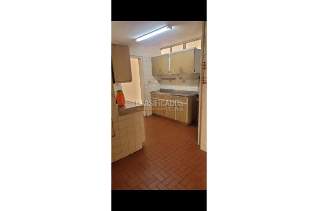 Apartamentos, Venta, Versalles - $300.000.000