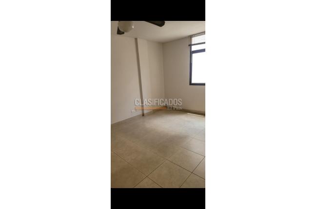 Apartamentos, Venta, Versalles - $300.000.000