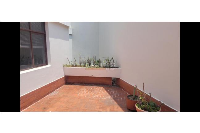 Apartamentos, Venta, Versalles - $300.000.000