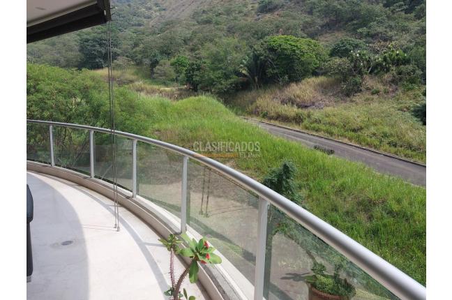 Apartamentos, Venta, Aguacatal - $1.720.000.000