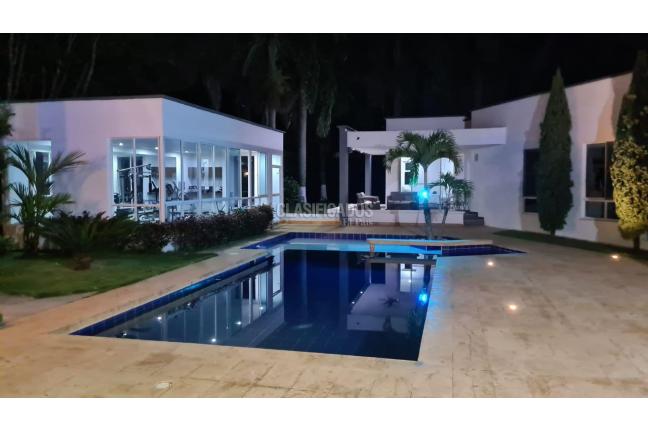 Casas, Venta en La Morada