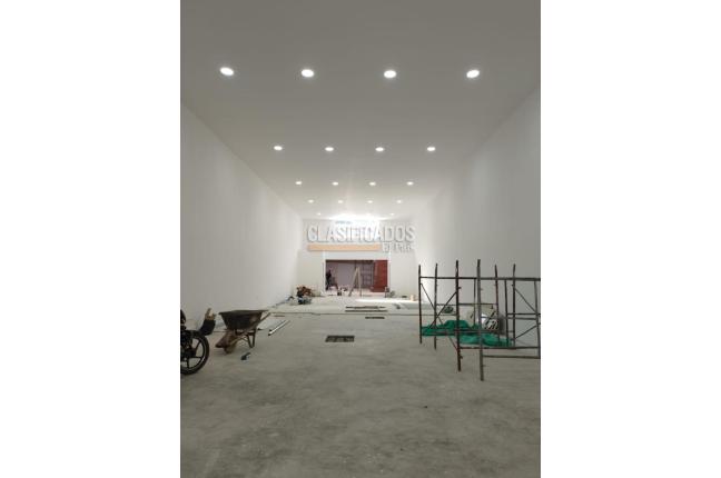 Locales y Bodegas, Venta, Santa Mónica Norte - $1.750.000.000