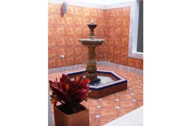 Casas, Alquiler, Granada - $5.500.000