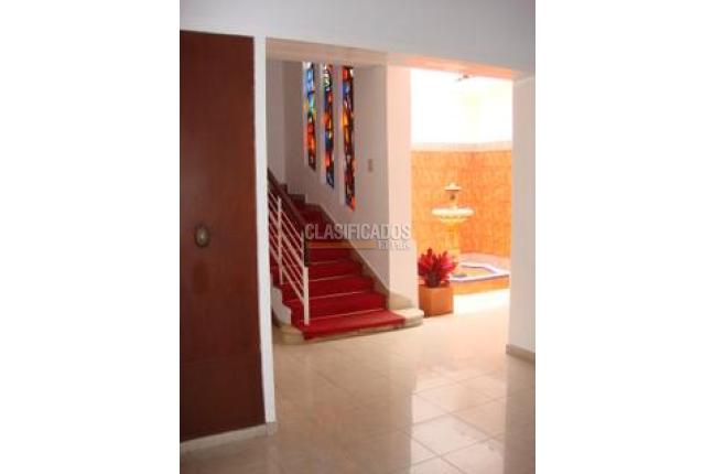 Casas, Alquiler, Granada - $5.500.000