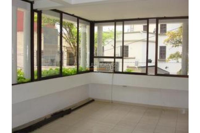 Casas, Alquiler, Granada - $5.500.000