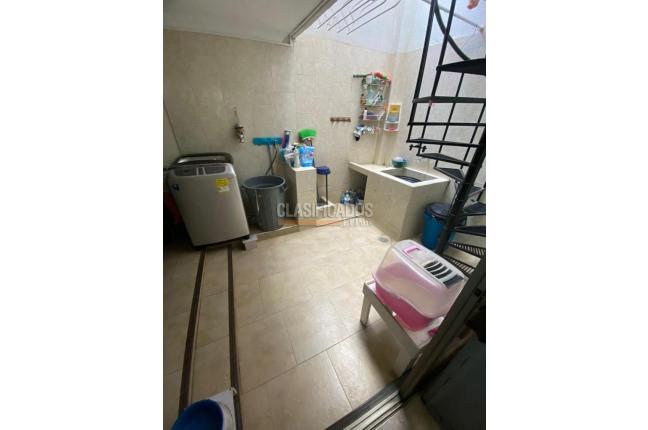 Casas, Venta, Capri - $650.000.000