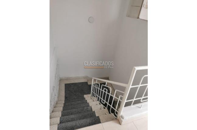 Oficinas y Consultorios, Alquiler, San Vicente - $1.950.000