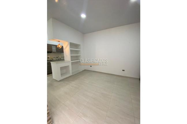 Apartaestudios, Alquiler, Cristóbal Colón - $735.000
