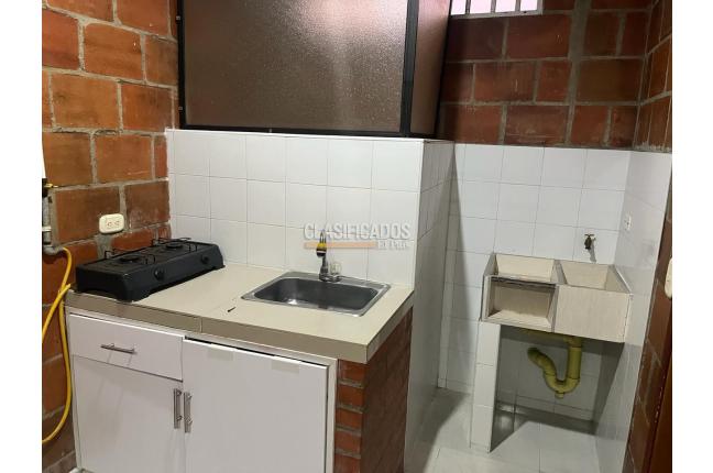 Apartaestudios, Alquiler, La Merced - $540.000