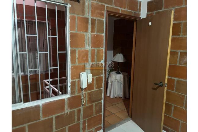 Apartaestudios, Alquiler en La Merced