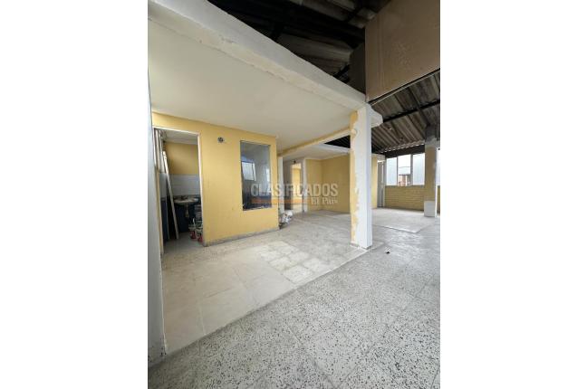 Locales y Bodegas, Alquiler en San Carlos