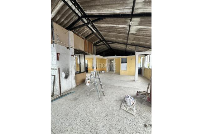 Locales y Bodegas, Alquiler en San Carlos