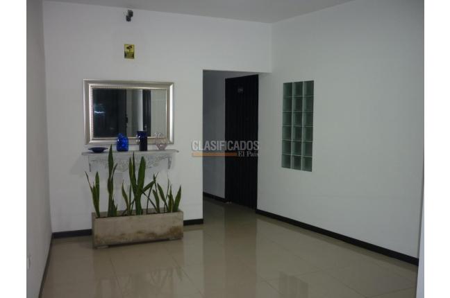 Apartaestudios, Alquiler, Granada - $850.000