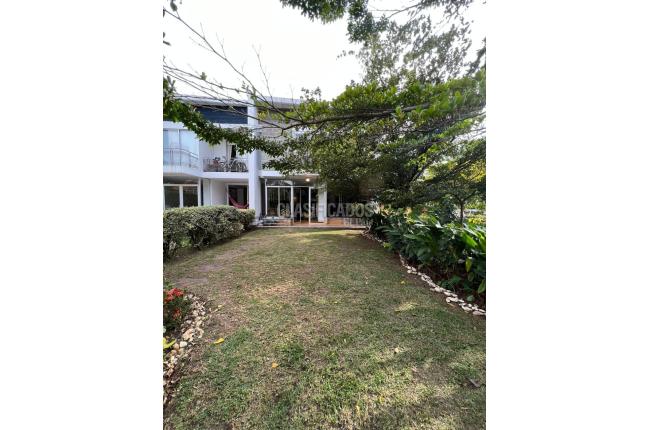 Casas, Venta en Bellavista