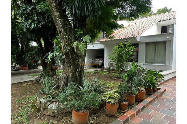 Casas, Venta en Bosques del Limonar