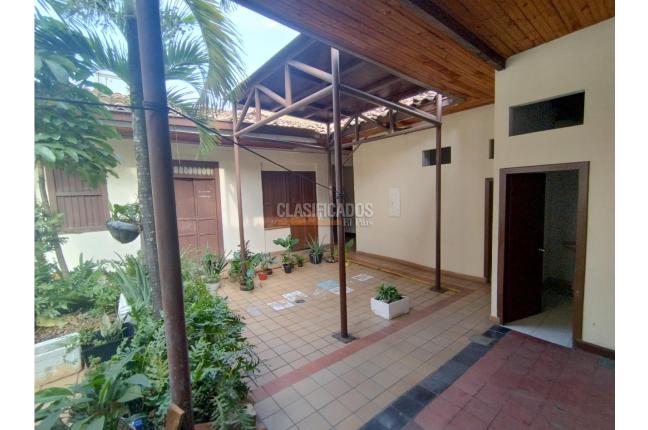 Casas, Venta, La Merced - $2.200.000.000