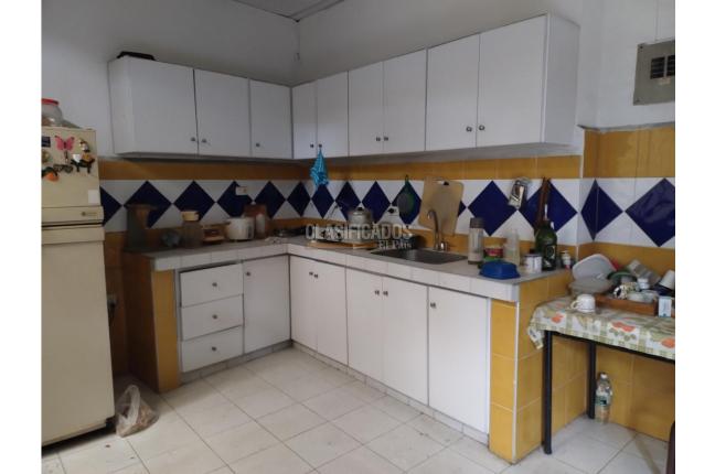 Casas, Venta, La Merced - $2.200.000.000