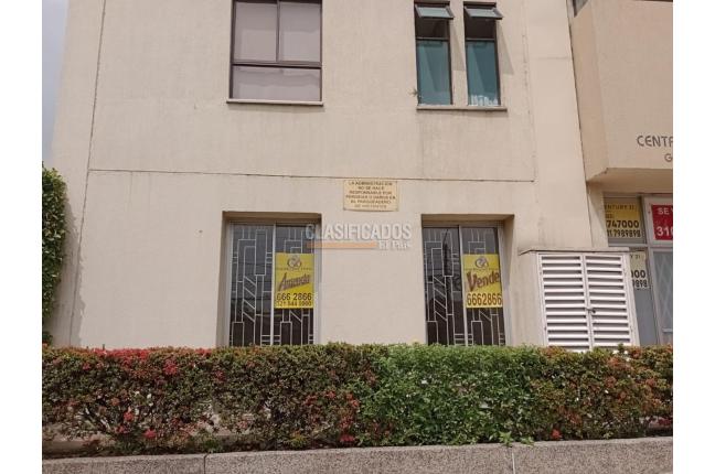 Locales y Bodegas, Venta, Prados del Norte - $180.000.000