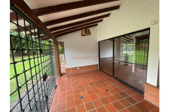 Casas, Alquiler en La Buitrera