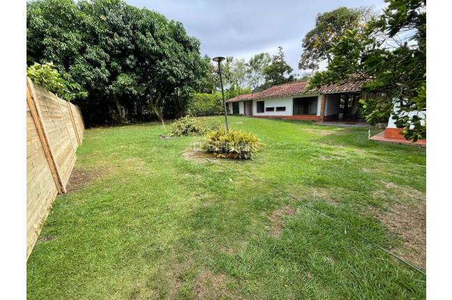 Casas, Alquiler, La Buitrera - $7.300.000