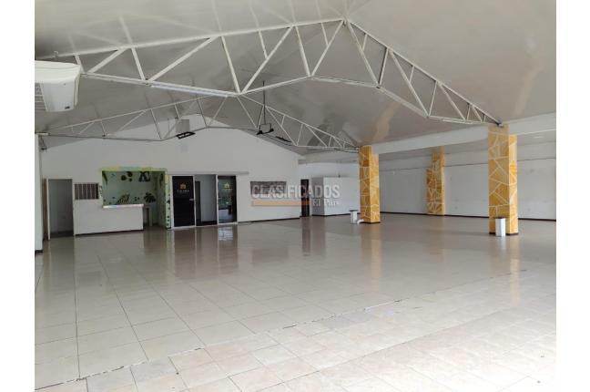 Locales y Bodegas, Alquiler, Manzanares - $4.000.000