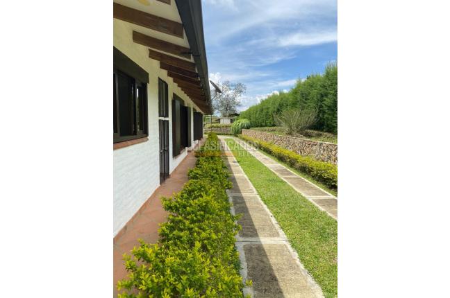 Fincas y Casas Campestres, Venta, Calima (Darién) - $1.100.000.000