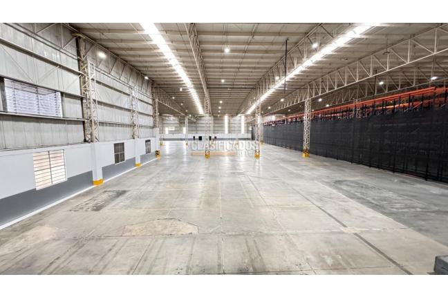 Locales y Bodegas, Alquiler, Arroyohondo - $268.150.000