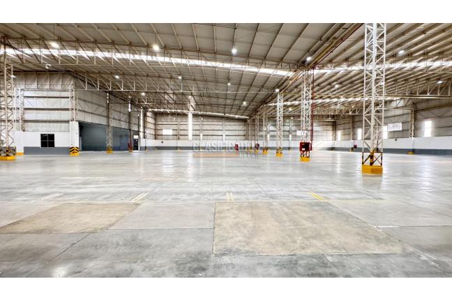 Locales y Bodegas, Alquiler, Yumbo - $268.150.000