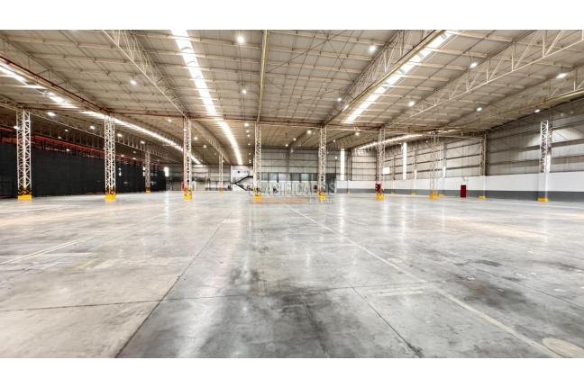 Locales y Bodegas, Alquiler, Yumbo - $268.150.000