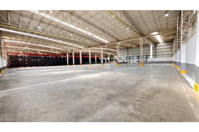 Locales y Bodegas, Alquiler en Yumbo