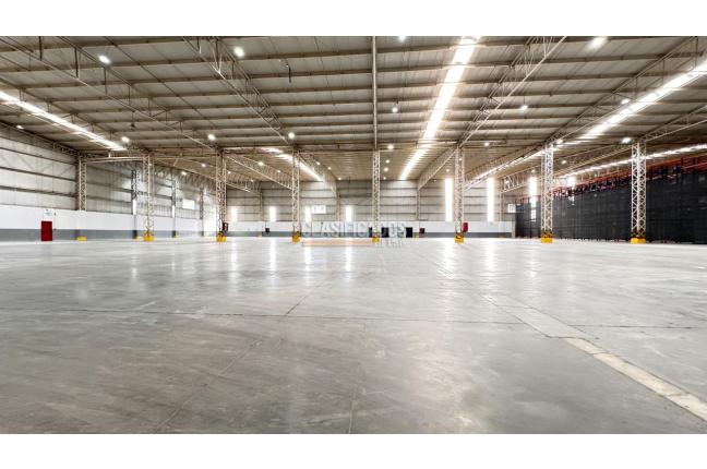 Locales y Bodegas, Alquiler, Arroyohondo - $268.150.000