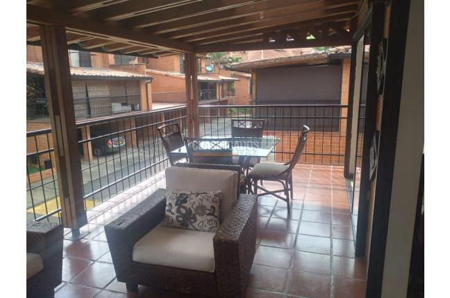 Casas, Venta en Ciudad Jardín