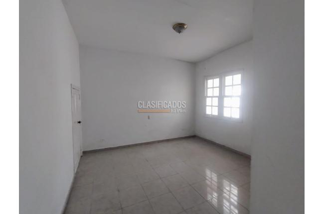 Casas, Alquiler, Granada - $5.500.000