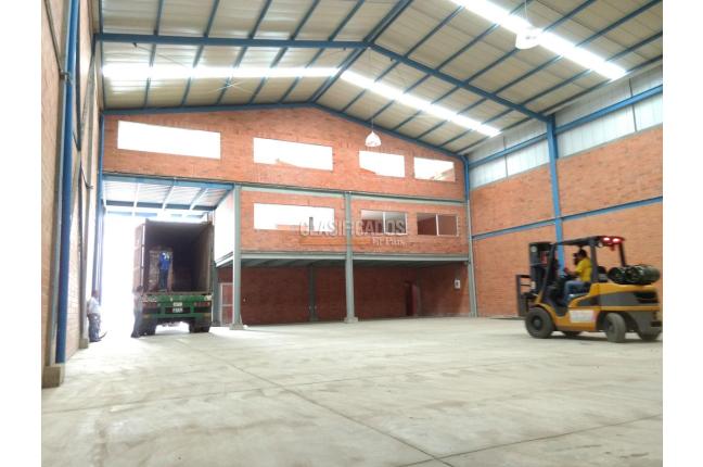 Locales y Bodegas, Alquiler, Yumbo - $15.136.000