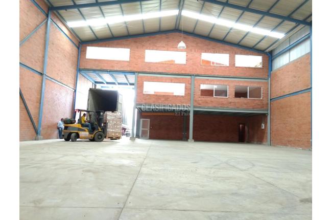 Locales y Bodegas, Alquiler, Yumbo - $15.136.000