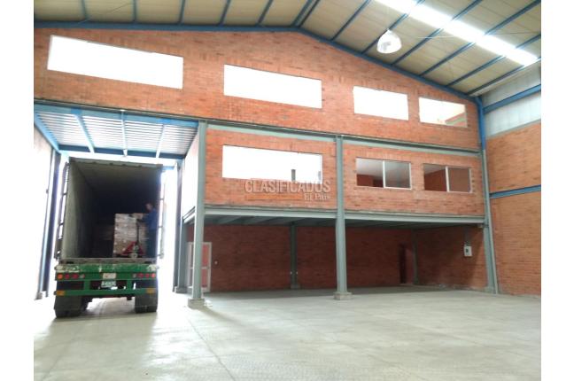Locales y Bodegas, Alquiler, Yumbo - $15.136.000